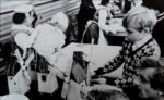 Gminne dożynki na stadionie w Pępowie 15 września 1985 rok ph. ,,Otwórzcie szeroko wrota, bo się zakończyła żniwna robota".
